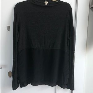 Aritzia Wilfred Top.  Size XS